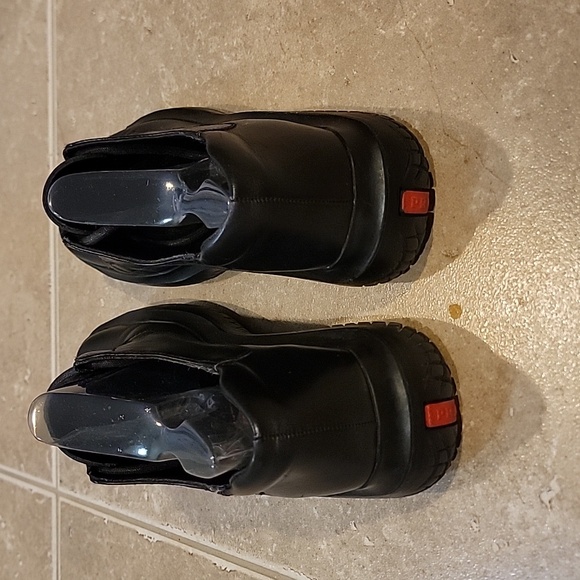 PRADA SHOES U.S Size 6 - Picture 2 of 5